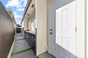 5565 NW 193rd Ln, Miami Gardens, FL 33055 - Photo 42