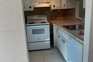 5181 W Oakland Park Blvd, Lauderdale Lakes, FL 33313 - Photo 14