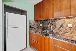 250 174th St, Sunny Isles Beach, FL 33160 - Photo 10