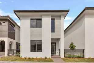 8037 NW 42nd St, Doral, FL 33166 - Photo 2