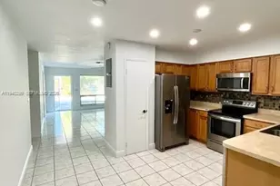 5650 NE 17th Terrace, Fort Lauderdale, FL 33334 - Photo 14