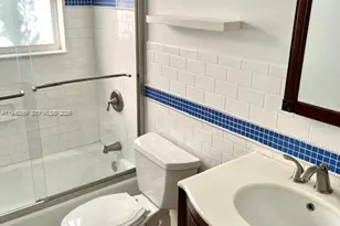 5650 NE 17th Terrace, Fort Lauderdale, FL 33334 - Photo 10