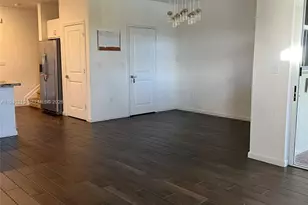 2432 SE 15th St, Homestead, FL 33035 - Photo 8