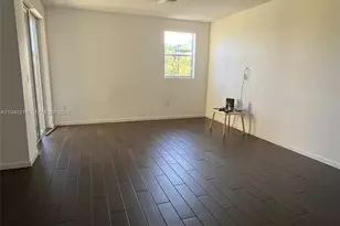 2432 SE 15th St, Homestead, FL 33035 - Photo 12