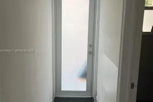 2160 Bay Dr, Miami Beach, FL 33141 - Photo 16