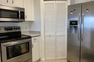 701 Brickell Key Blvd, Miami, FL 33131 - Photo 8