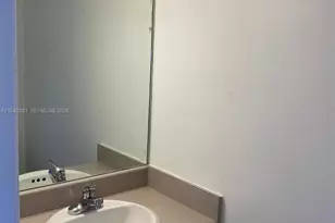 701 Brickell Key Blvd, Miami, FL 33131 - Photo 12