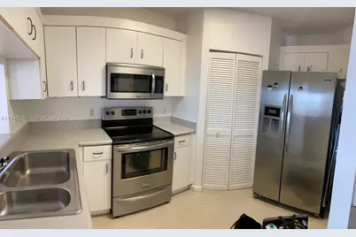 701 Brickell Key Blvd #LPH-01, Miami, FL 33131 - Photo 6