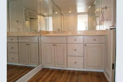 290 174th St #1908, Sunny Isles Beach, FL 33160 - Photo 8