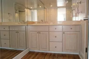 290 174th St, Sunny Isles Beach, FL 33160 - Photo 8