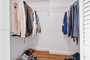 1800 N Bayshore Dr, Miami, FL 33132 - Photo 14