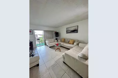 8005 Lake Dr #308, Doral, FL 33166 - Photo 1