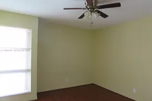 8243 NW 8th Pl, Plantation, FL 33324 - Photo 6