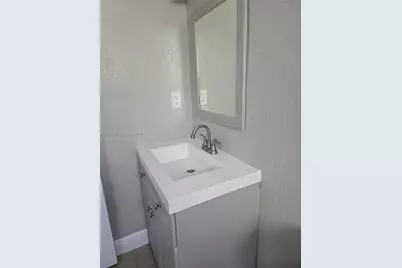1707 NW 68th Ter #1, Miami, FL 33147 - Photo 18
