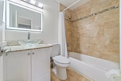 880 NE 207th Ter #202-10, Miami, FL 33179 - Photo 6