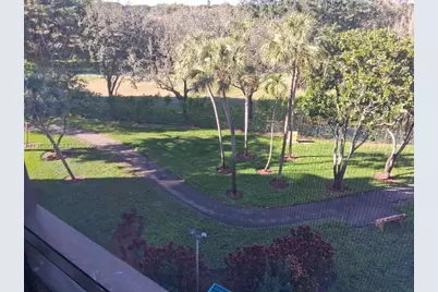 1400 Saint Charles Pl #524, Pembroke Pines, FL 33026 - Photo 26