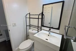 11105 NE 9th Ave, Biscayne Park, FL 33161 - Photo 18