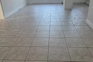 7910 Taft St, Pembroke Pines, FL 33024 - Photo 2