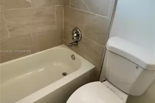 6114 SW 31st St, Miramar, FL 33023 - Photo 12