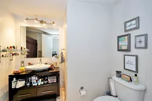 480 NE 30th St, Miami, FL 33137 - Photo 14