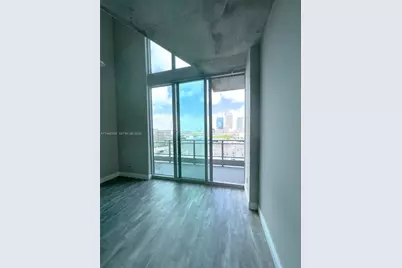 690 SW 1st Ct #1511, Miami, FL 33130 - Photo 4