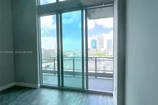 690 SW 1st Ct, Miami, FL 33130 - Photo 4