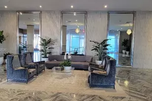 5401 Collins Ave, Miami Beach, FL 33140 - Photo 4