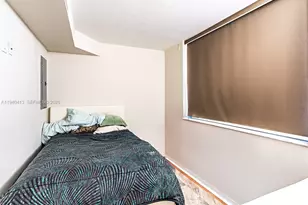 3400 Blue Lake Dr, Pompano Beach, FL 33064 - Photo 10