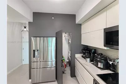 31 SE 5th St #3412, Miami, FL 33131 - Photo 34