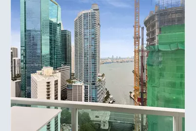 31 SE 5th St #3412, Miami, FL 33131 - Photo 12