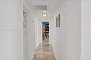 900 Bay Dr, Miami Beach, FL 33141 - Photo 14