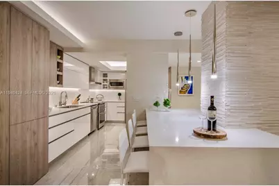 900 Bay Dr #822, Miami Beach, FL 33141 - Photo 4