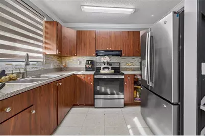 12235 SW 202nd St, Miami, FL 33177 - Photo 12