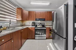 12235 SW 202nd St, Miami, FL 33177 - Photo 12