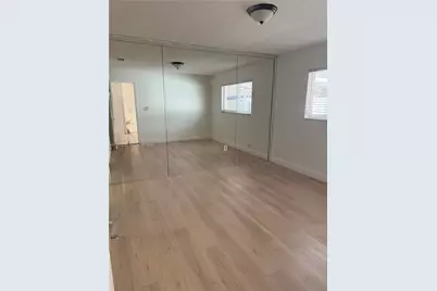 11417 NW 87th Pl, Hialeah Gardens, FL 33018 - Photo 2