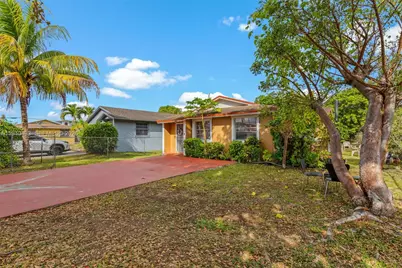 432 NW 15th St, Florida City, FL 33034 - Photo 4