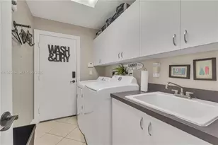 19500 SW 39th Ct, Miramar, FL 33029 - Photo 16