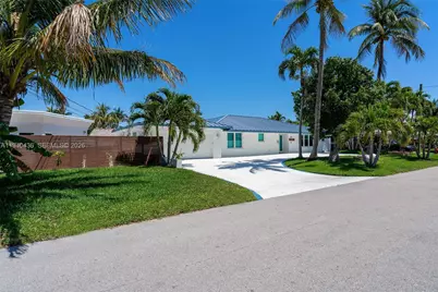 2711 NE 57th Ct, Fort Lauderdale, FL 33308 - Photo 2