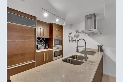 495 Brickell Ave #1007, Miami, FL 33131 - Photo 6