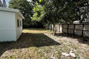 [Address not provided], Miami Gardens, FL 33169 - Photo 22