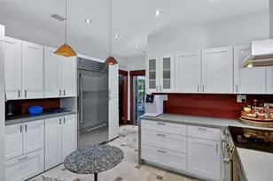 452 SW 21st Rd, Miami, FL 33129 - Photo 12