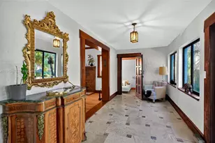 452 SW 21st Rd, Miami, FL 33129 - Photo 4