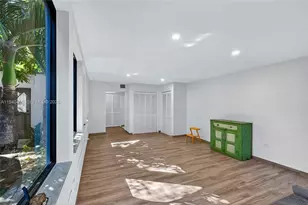 452 SW 21st Rd, Miami, FL 33129 - Photo 32