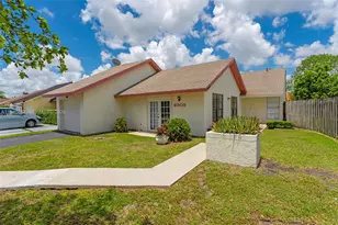 6908 SW 104th Ct, Miami, FL 33173 - Photo 4