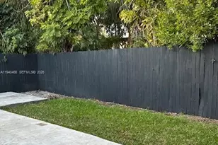 3631 SW 26th St, Miami, FL 33133 - Photo 16