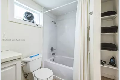 1296 NW 72nd St, Miami, FL 33147 - Photo 6