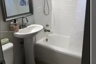 1715 NW 13th St, Fort Lauderdale, FL 33311 - Photo 4