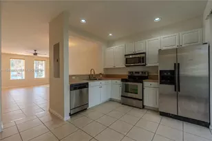 729 NW 42nd Ave, Plantation, FL 33317 - Photo 14