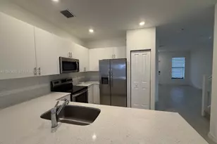 286 SW 159th Pl, Pembroke Pines, FL 33027 - Photo 8