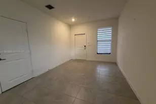 286 SW 159th Pl, Pembroke Pines, FL 33027 - Photo 6